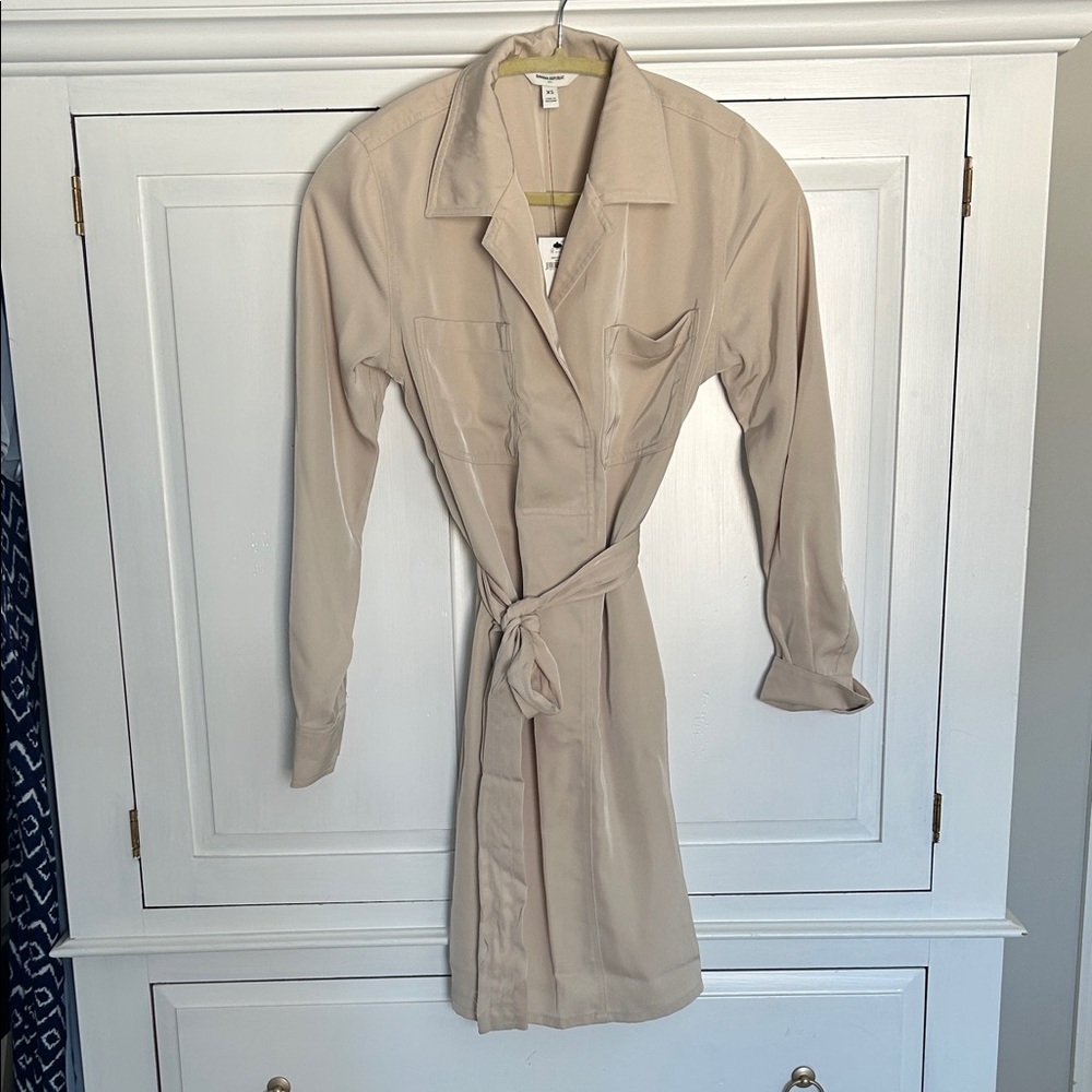 Banana Republic Light Beige Collared Dress